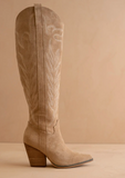 AVENUE BOOTS